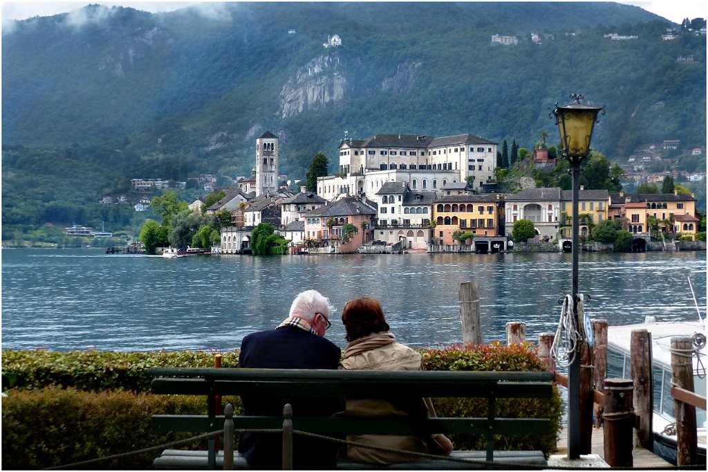 BORGHI 3° PREMIO DELLAVALLE_LAURA_BO2.jpg